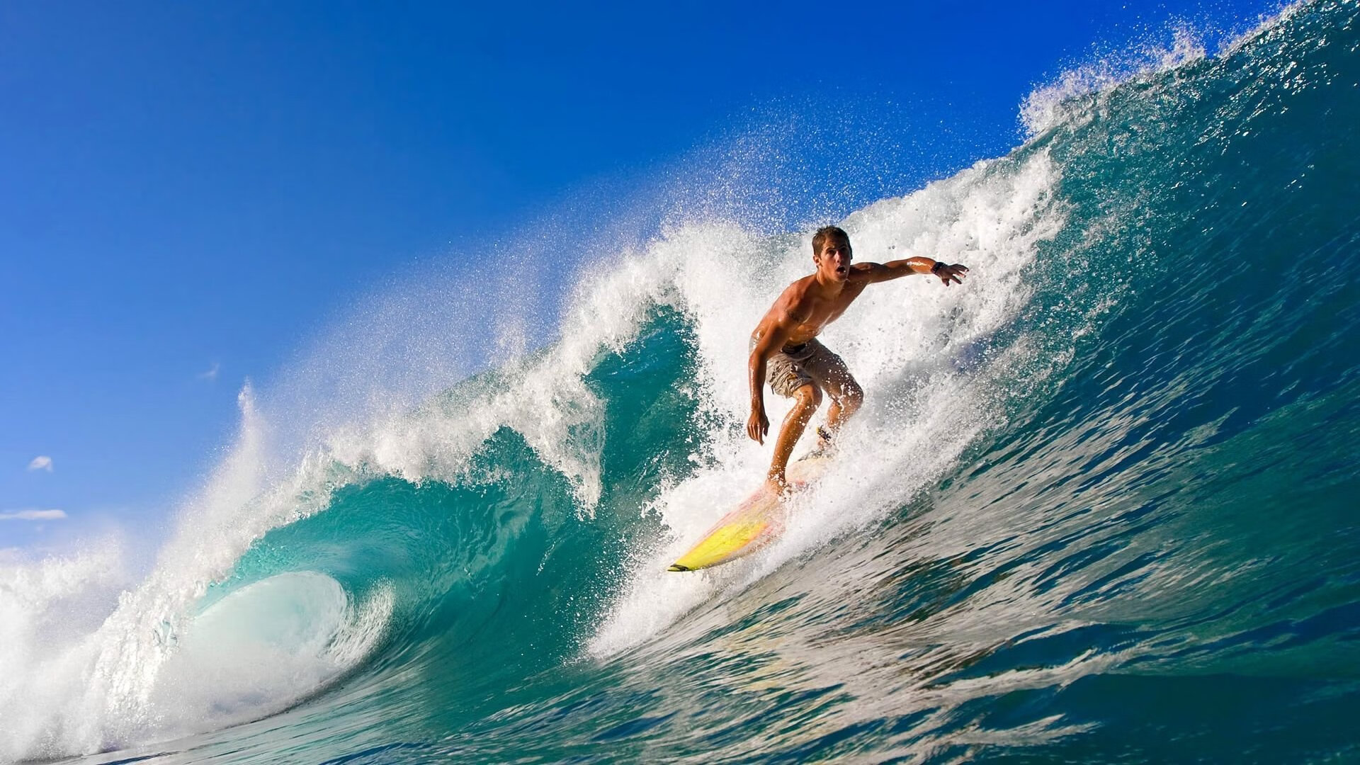 九游体育官网首页-_海浪极限冲浪:迎浪而上的速度挑战_,冲浪是以海浪为动力的极限运动